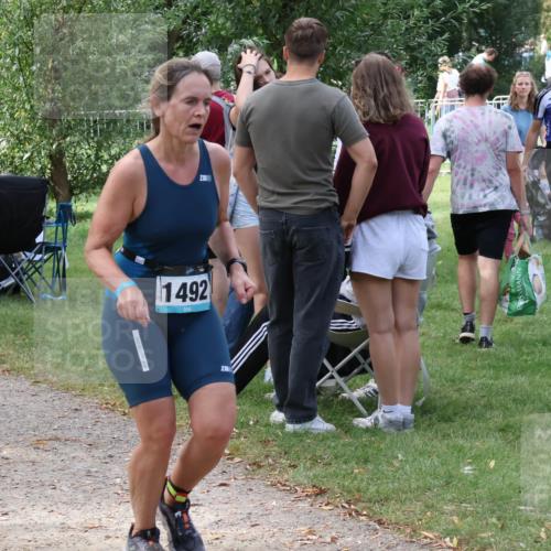 31.08.2025 - Elbe Triathlon Hamburg Luisa Fischer http://msf.ph/oto/8671028 31.08.2025 11:54:54 Laufen 1492, 3850, 1191, 23 meine-sportfotos.de
