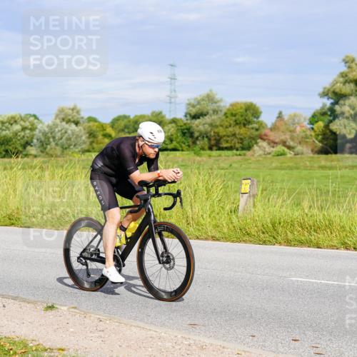31.08.2025 - Elbe Triathlon Hamburg Michael Burmester http://msf.ph/oto/8671064 31.08.2025 10:01:51 Radfahren 393, 636, 750 meine-sportfotos.de