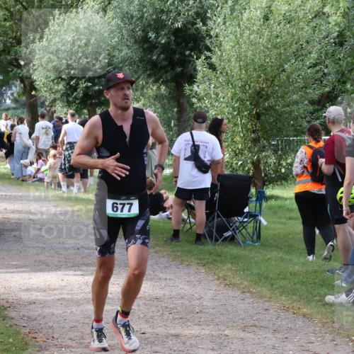 31.08.2025 - Elbe Triathlon Hamburg Luisa Fischer http://msf.ph/oto/8671068 31.08.2025 11:55:00 Laufen 677 meine-sportfotos.de