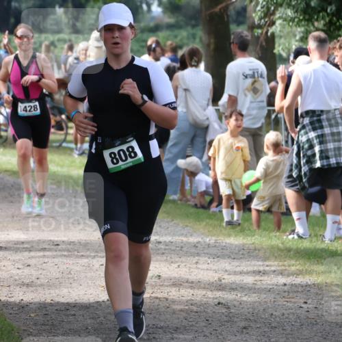 31.08.2025 - Elbe Triathlon Hamburg Luisa Fischer http://msf.ph/oto/8671079 31.08.2025 11:55:07 Laufen 1443, 1428, 808 meine-sportfotos.de