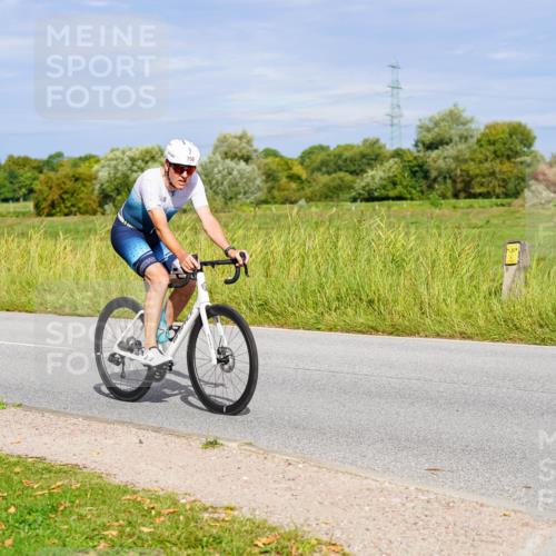 31.08.2025 - Elbe Triathlon Hamburg Michael Burmester http://msf.ph/oto/8671086 31.08.2025 10:01:52 Radfahren 393, 636, 750 meine-sportfotos.de