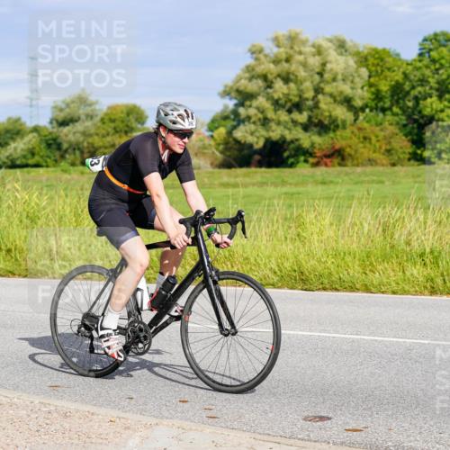 31.08.2025 - Elbe Triathlon Hamburg Michael Burmester http://msf.ph/oto/8671107 31.08.2025 10:01:54 Radfahren 393, 636, 750 meine-sportfotos.de