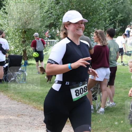 31.08.2025 - Elbe Triathlon Hamburg Luisa Fischer http://msf.ph/oto/8671108 31.08.2025 11:55:10 Laufen 91, 30, 808 meine-sportfotos.de