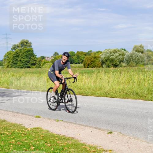 31.08.2025 - Elbe Triathlon Hamburg Michael Burmester http://msf.ph/oto/8671133 31.08.2025 10:02:02 Radfahren 394, 634, 656, 660, 684, 859 meine-sportfotos.de