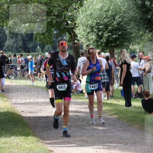 31.08.2025 - Elbe Triathlon Hamburg Luisa Fischer http://msf.ph/oto/8671181 31.08.2025 11:55:23 Laufen 662, 1447 meine-sportfotos.de