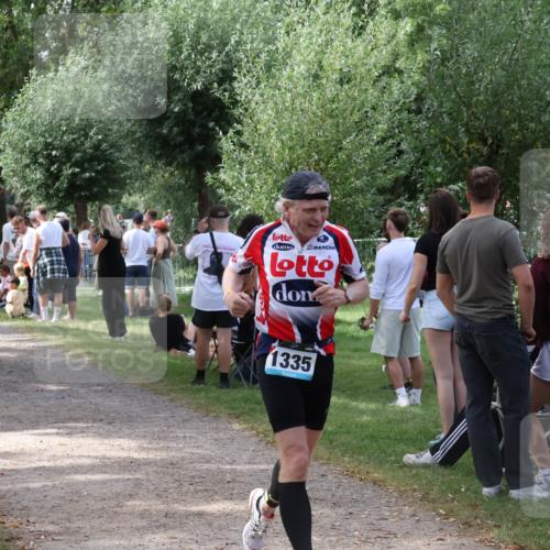 31.08.2025 - Elbe Triathlon Hamburg Luisa Fischer http://msf.ph/oto/8671213 31.08.2025 11:55:28 Laufen 1594, 1335, 91 meine-sportfotos.de