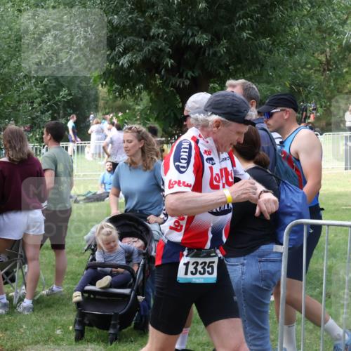 31.08.2025 - Elbe Triathlon Hamburg Luisa Fischer http://msf.ph/oto/8671221 31.08.2025 11:55:29 Laufen 1335 meine-sportfotos.de