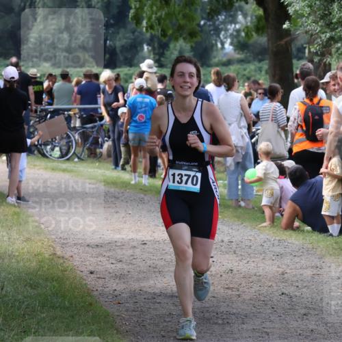 31.08.2025 - Elbe Triathlon Hamburg Luisa Fischer http://msf.ph/oto/8671225 31.08.2025 11:55:59 Laufen 1370 meine-sportfotos.de