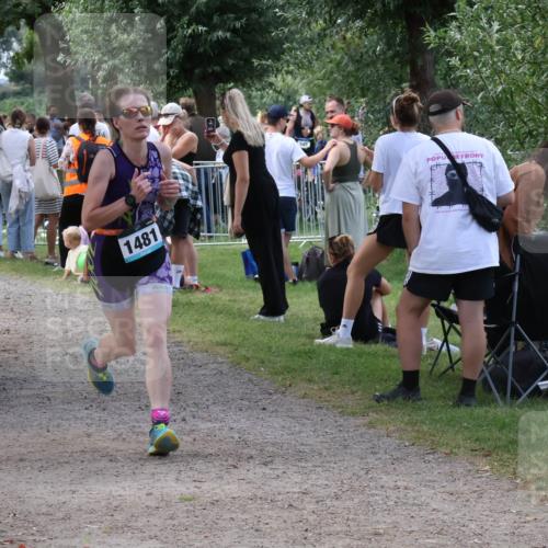 31.08.2025 - Elbe Triathlon Hamburg Luisa Fischer http://msf.ph/oto/8671327 31.08.2025 11:56:25 Laufen 1328, 1481 meine-sportfotos.de