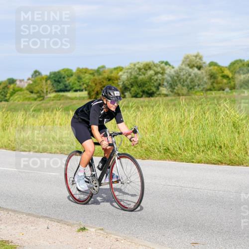 31.08.2025 - Elbe Triathlon Hamburg Michael Burmester http://msf.ph/oto/8671384 31.08.2025 10:02:50 Radfahren 638, 682, 727, 803, 912 meine-sportfotos.de