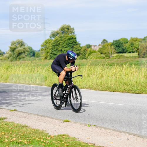 31.08.2025 - Elbe Triathlon Hamburg Michael Burmester http://msf.ph/oto/8671395 31.08.2025 10:02:54 Radfahren 428, 638, 682, 727, 739, 803, 912 meine-sportfotos.de