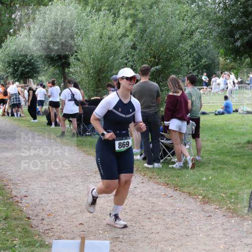 31.08.2025 - Elbe Triathlon Hamburg Luisa Fischer http://msf.ph/oto/8671410 31.08.2025 11:56:37 Laufen 1435, 869, 7 meine-sportfotos.de