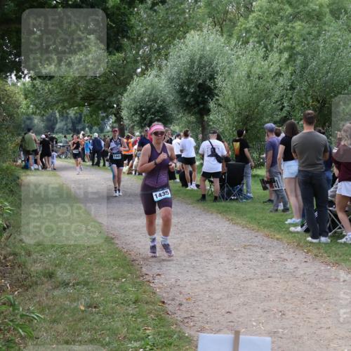 31.08.2025 - Elbe Triathlon Hamburg Luisa Fischer http://msf.ph/oto/8671441 31.08.2025 11:56:43 Laufen 1442, 1435 meine-sportfotos.de
