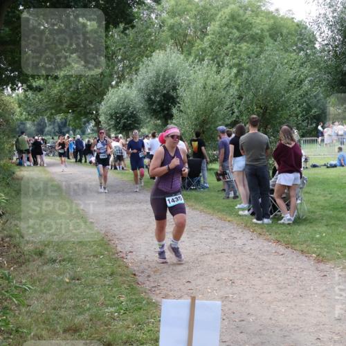 31.08.2025 - Elbe Triathlon Hamburg Luisa Fischer http://msf.ph/oto/8671445 31.08.2025 11:56:44 Laufen 1442, 1435 meine-sportfotos.de