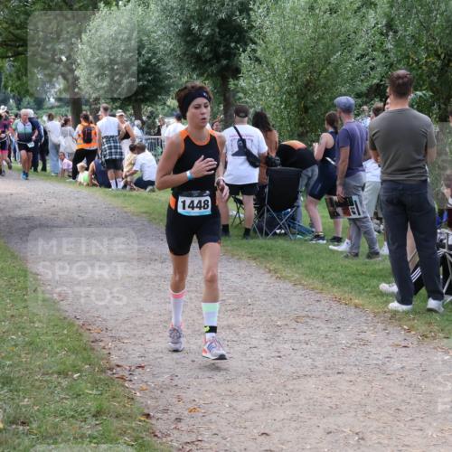 31.08.2025 - Elbe Triathlon Hamburg Luisa Fischer http://msf.ph/oto/8671458 31.08.2025 11:56:50 Laufen 1448 meine-sportfotos.de