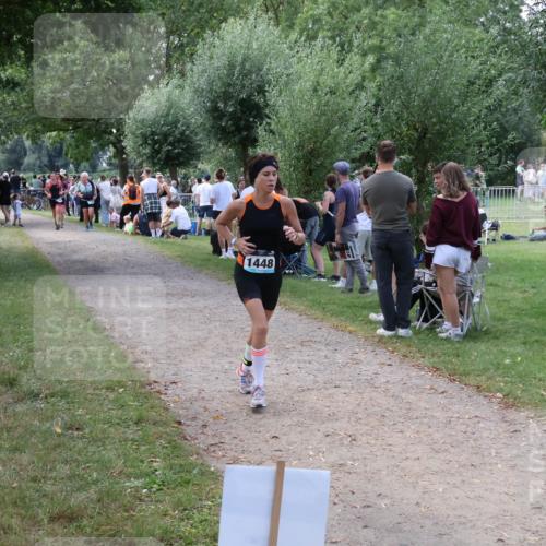 31.08.2025 - Elbe Triathlon Hamburg Luisa Fischer http://msf.ph/oto/8671461 31.08.2025 11:56:50 Laufen 1448 meine-sportfotos.de