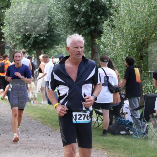31.08.2025 - Elbe Triathlon Hamburg Luisa Fischer http://msf.ph/oto/8671534 31.08.2025 11:57:43 Laufen 1276 meine-sportfotos.de