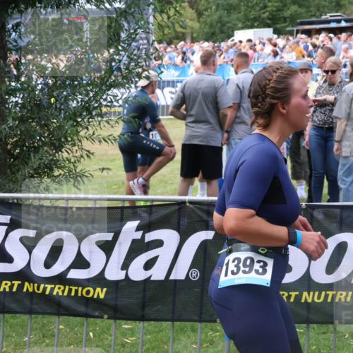 31.08.2025 - Elbe Triathlon Hamburg Luisa Fischer http://msf.ph/oto/8671549 31.08.2025 11:57:48 Laufen 202, 1393 meine-sportfotos.de