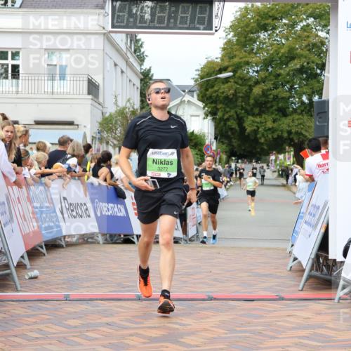 31.08.2025 - 21. Blankeneser Heldenlauf Strokosch-Dieckow http://msf.ph/oto/8671557 31.08.2025 10:53:17 Ziel 3371, 3636, 3272 meine-sportfotos.de