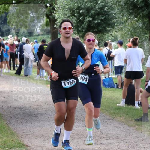 31.08.2025 - Elbe Triathlon Hamburg Luisa Fischer http://msf.ph/oto/8671566 31.08.2025 11:58:06 Laufen 1754, 1404 meine-sportfotos.de