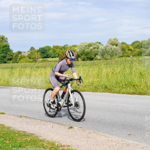 31.08.2025 - Elbe Triathlon Hamburg Michael Burmester http://msf.ph/oto/8671648 31.08.2025 10:03:22 Radfahren 510, 595, 658, 816, 901, 915 meine-sportfotos.de
