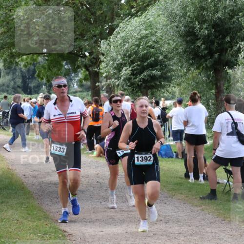 31.08.2025 - Elbe Triathlon Hamburg Luisa Fischer http://msf.ph/oto/8671653 31.08.2025 11:58:24 Laufen 1333, 13, 1392 meine-sportfotos.de