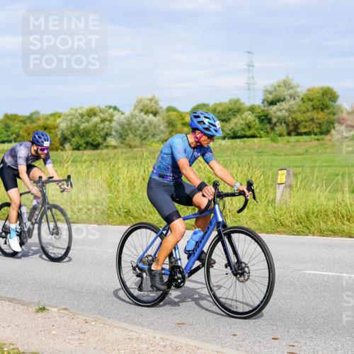 31.08.2025 - Elbe Triathlon Hamburg Michael Burmester http://msf.ph/oto/8671664 31.08.2025 10:03:23 Radfahren 510, 595, 658, 816, 915 meine-sportfotos.de