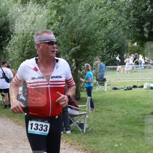 31.08.2025 - Elbe Triathlon Hamburg Luisa Fischer http://msf.ph/oto/8671680 31.08.2025 11:58:27 Laufen 1333 meine-sportfotos.de