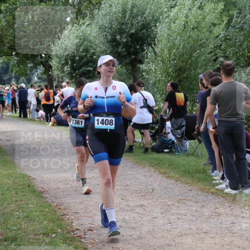 31.08.2025 - Elbe Triathlon Hamburg Luisa Fischer http://msf.ph/oto/8671725 31.08.2025 11:58:37 Laufen 1361, 1408 meine-sportfotos.de