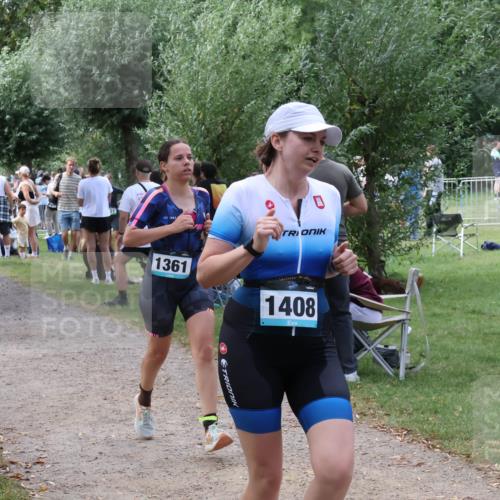 31.08.2025 - Elbe Triathlon Hamburg Luisa Fischer http://msf.ph/oto/8671732 31.08.2025 11:58:38 Laufen 9, 1361, 1408 meine-sportfotos.de