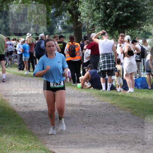 31.08.2025 - Elbe Triathlon Hamburg Luisa Fischer http://msf.ph/oto/8671774 31.08.2025 11:58:53 Laufen 782, 0 meine-sportfotos.de