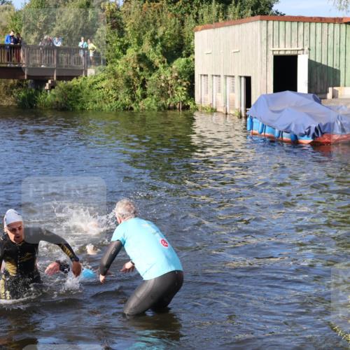 31.08.2025 - Elbe Triathlon Hamburg Luisa Fischer http://msf.ph/oto/8671809 31.08.2025 08:32:37 Schwimmen 181, 215, 225, 231, 234, 237 meine-sportfotos.de