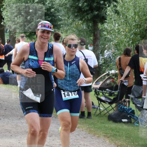 31.08.2025 - Elbe Triathlon Hamburg Luisa Fischer http://msf.ph/oto/8671845 31.08.2025 12:00:17 Laufen 1531, 3, 1416 meine-sportfotos.de