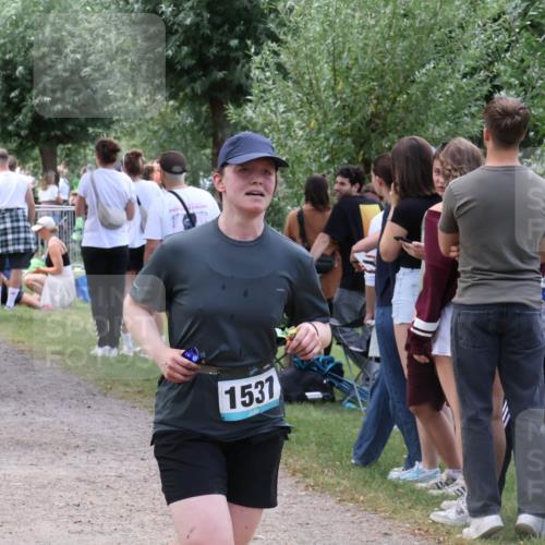 31.08.2025 - Elbe Triathlon Hamburg Luisa Fischer http://msf.ph/oto/8671863 31.08.2025 12:00:21 Laufen 1386, 1531 meine-sportfotos.de