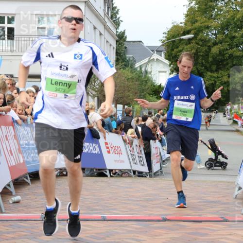 31.08.2025 - 21. Blankeneser Heldenlauf Strokosch-Dieckow http://msf.ph/oto/8671932 31.08.2025 10:52:49 Ziel 3706, 3473 meine-sportfotos.de