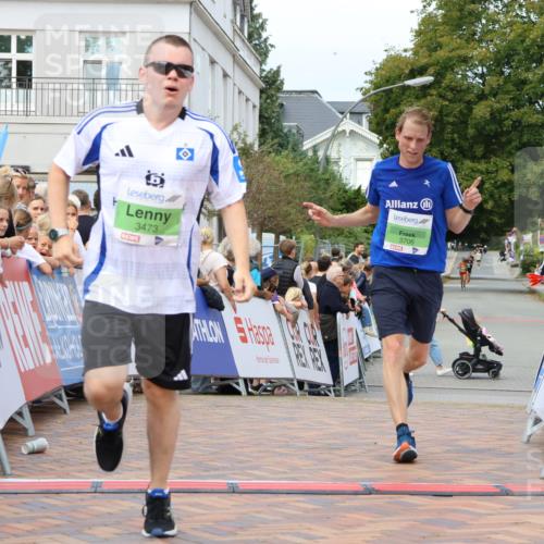 31.08.2025 - 21. Blankeneser Heldenlauf Strokosch-Dieckow http://msf.ph/oto/8671955 31.08.2025 10:52:49 Ziel 3706, 3473 meine-sportfotos.de