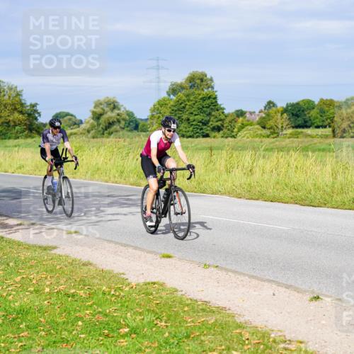 31.08.2025 - Elbe Triathlon Hamburg Michael Burmester http://msf.ph/oto/8672006 31.08.2025 10:04:11 Radfahren 407, 710, 742, 903 meine-sportfotos.de