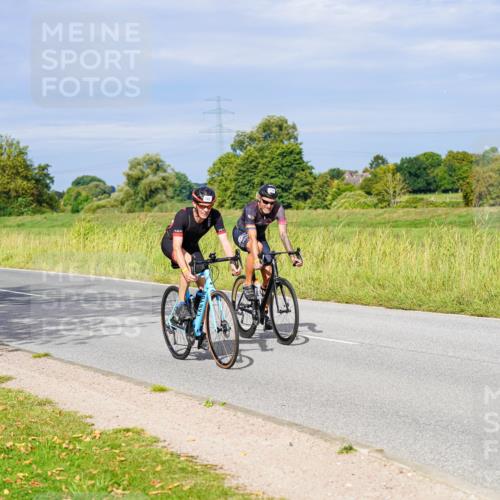 31.08.2025 - Elbe Triathlon Hamburg Michael Burmester http://msf.ph/oto/8672030 31.08.2025 10:04:17 Radfahren 537, 710, 742, 794, 921 meine-sportfotos.de