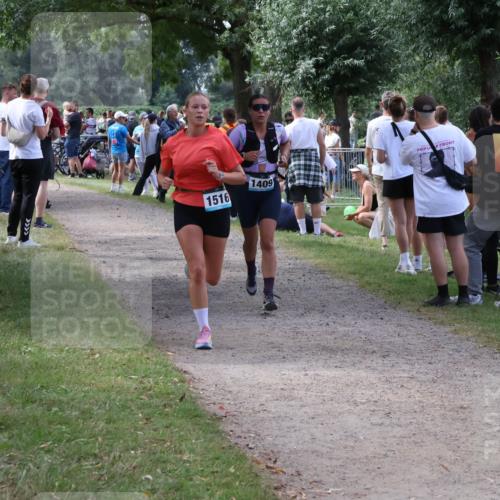 31.08.2025 - Elbe Triathlon Hamburg Luisa Fischer http://msf.ph/oto/8672042 31.08.2025 12:00:56 Laufen 1516, 1409 meine-sportfotos.de