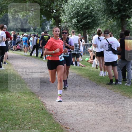 31.08.2025 - Elbe Triathlon Hamburg Luisa Fischer http://msf.ph/oto/8672045 31.08.2025 12:00:56 Laufen 1409, 151, 795 meine-sportfotos.de