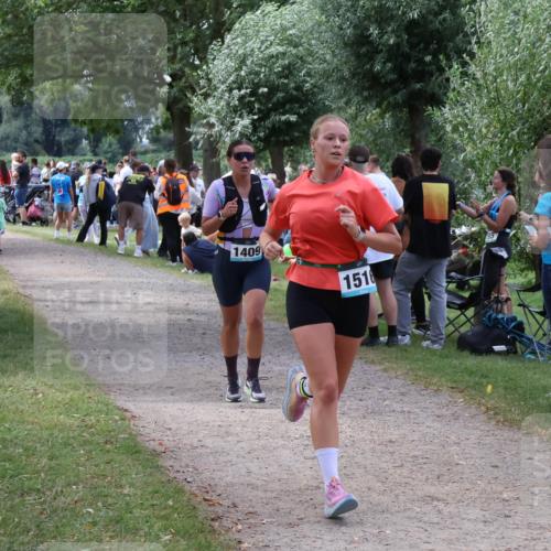 31.08.2025 - Elbe Triathlon Hamburg Luisa Fischer http://msf.ph/oto/8672056 31.08.2025 12:00:57 Laufen 1409, 1516 meine-sportfotos.de