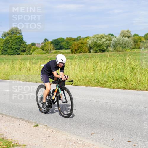 31.08.2025 - Elbe Triathlon Hamburg Michael Burmester http://msf.ph/oto/8672067 31.08.2025 10:04:19 Radfahren 537, 710, 742, 790, 794, 921 meine-sportfotos.de