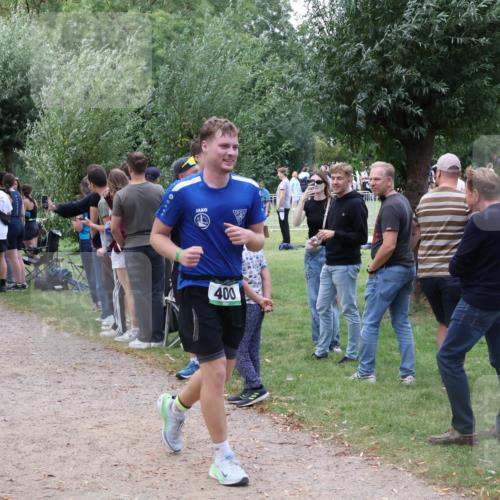 31.08.2025 - Elbe Triathlon Hamburg Luisa Fischer http://msf.ph/oto/8672106 31.08.2025 12:01:21 Laufen 400 meine-sportfotos.de