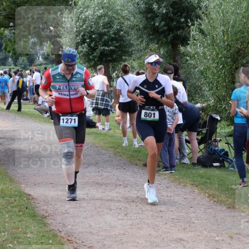 31.08.2025 - Elbe Triathlon Hamburg Luisa Fischer http://msf.ph/oto/8672115 31.08.2025 12:01:42 Laufen 7, 1000, 1271, 773, 801 meine-sportfotos.de