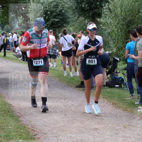 31.08.2025 - Elbe Triathlon Hamburg Luisa Fischer http://msf.ph/oto/8672117 31.08.2025 12:01:42 Laufen 83, 7, 1800, 1271, 801 meine-sportfotos.de