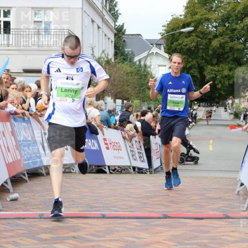 31.08.2025 - 21. Blankeneser Heldenlauf Strokosch-Dieckow http://msf.ph/oto/8672130 31.08.2025 10:52:48 Ziel 3706, 3473 meine-sportfotos.de