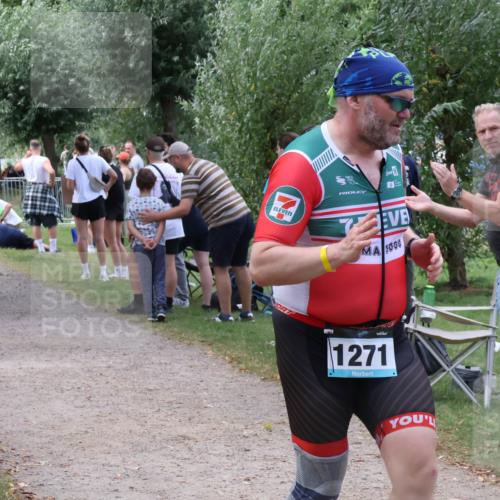 31.08.2025 - Elbe Triathlon Hamburg Luisa Fischer http://msf.ph/oto/8672142 31.08.2025 12:01:45 Laufen 7, 008, 1271 meine-sportfotos.de