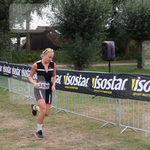 31.08.2025 - Elbe Triathlon Hamburg Luisa Fischer http://msf.ph/oto/8672160 31.08.2025 12:52:40 Laufen 1630 meine-sportfotos.de