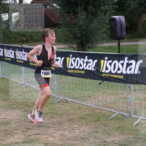 31.08.2025 - Elbe Triathlon Hamburg Luisa Fischer http://msf.ph/oto/8672169 31.08.2025 12:52:49 Laufen 1666 meine-sportfotos.de