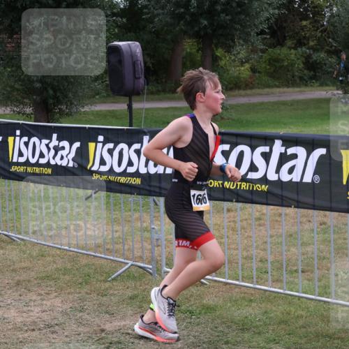 31.08.2025 - Elbe Triathlon Hamburg Luisa Fischer http://msf.ph/oto/8672178 31.08.2025 12:52:50 Laufen 166 meine-sportfotos.de